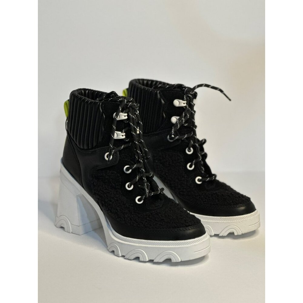 NWT SOREL Women's Brex Heel Cozy Lace Up Closure Boots Black Sea Salt SZ 6